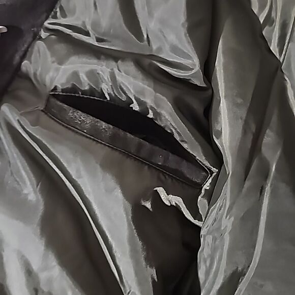 Burks Bay Black Leather Bomber Jacket with American Flag Patch Size Large - Picture 11 of 14